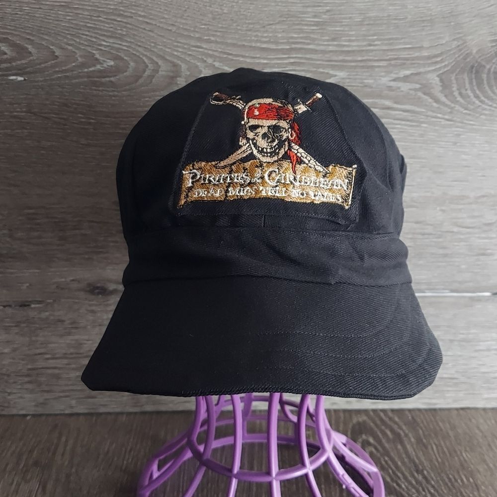 Disney Pirates of the Caribbean Dead Men Tell No Tales Reversible Hat